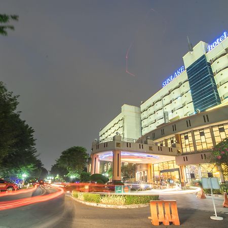 Sunlake Waterfront Resort & Convention Jacarta Exterior foto